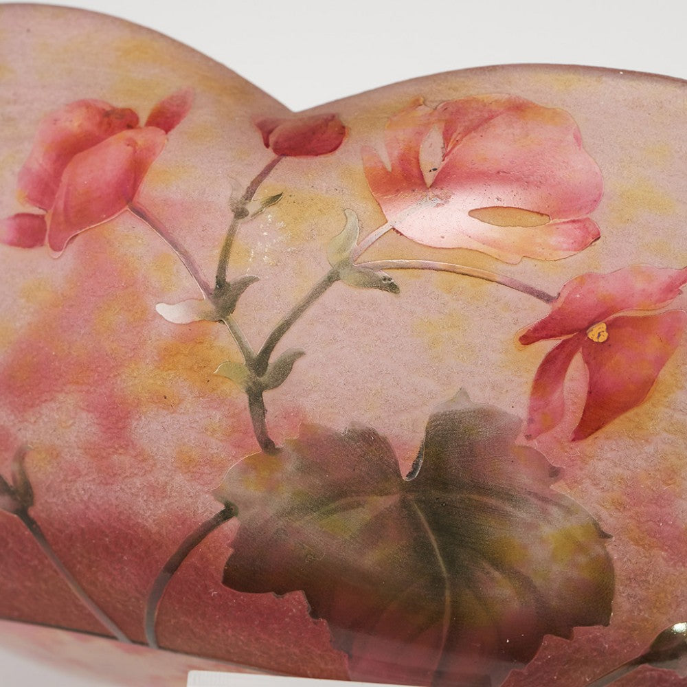 ドーム兄弟（ドームナンシー）ゼラニウムの花の器