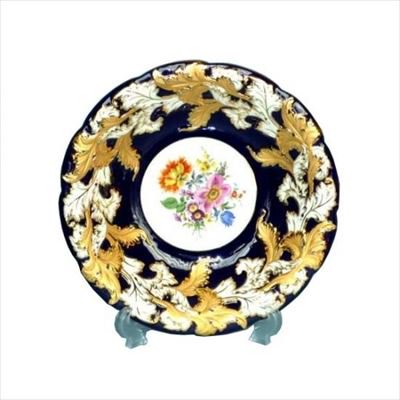 ０１６　マイセン 金彩リーフとブーケの飾り皿