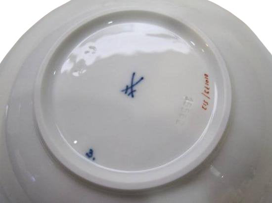 ０５１　マイセン(meissen)　Bフォーム　グランツゴールド　カップ＆ソーサー