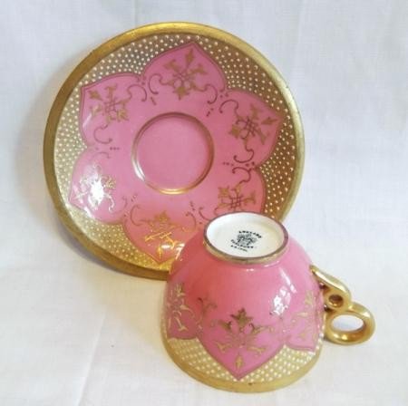 ０５３　ピンクジュエル　デミタスカップ＆ソーサー