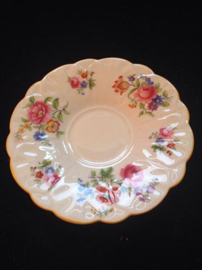 ００２　エインズレイ　バタフライ　カップ＆ソーサー　フラワー