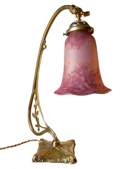 ドーム兄弟　チューリップ型ランプ