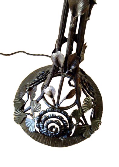 ドーム兄弟　イチョウの葉バスクランプ