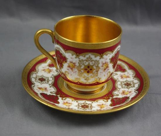 ０４８　花柄のデミタスカップ＆ソーサー