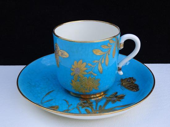 ０１０　ミントン　蝶々の金彩プラチナカップ＆ソーサー