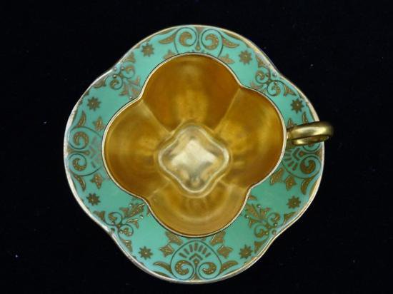 ０４７　コールポート　グリーンジュエルのデミタスカップ＆ソーサー