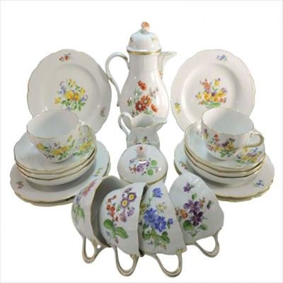 マイセン レリーフ花の絵のリッチ カップ フルセット２１セット