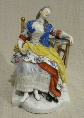 アンティーク　マイセン人形（フィギュア・フィギュリン）うたた寝をする婦人