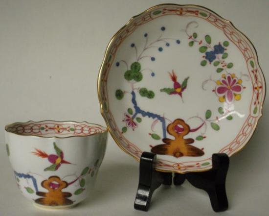 ０１１　マイセン　meissen デミタスカップ＆ソーサー(岩と鳥の絵柄)