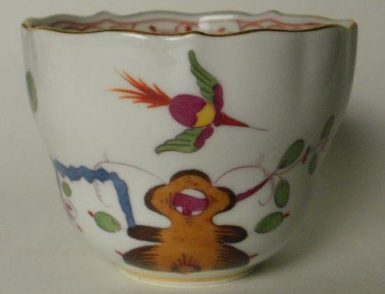 ０１１　マイセン　meissen デミタスカップ＆ソーサー(岩と鳥の絵柄)