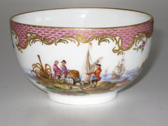 ０１７　マイセン meissen　カップ＆ソーサー(港の光景)18世紀の作品