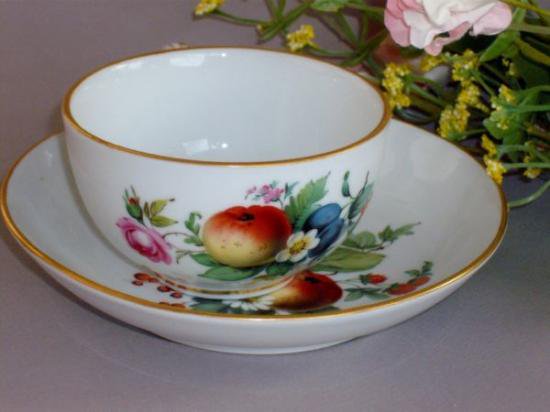 ０２６　マイセン meissen　カップ＆ソーサー(果物の絵柄)