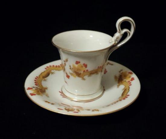 ０４０　マイセン meissen チョコレートカップ＆ソーサー(黄色の明朝風ドラゴン)
