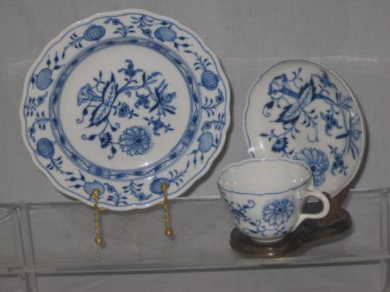 ０６１　マイセン meissen カップ＆ソーサー＆ケーキプレート(ブルーオニオン)3点
