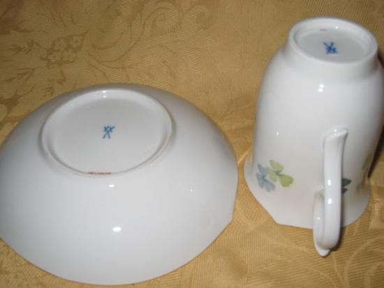 ０６６　マイセン meissen カップ＆ソーサー(四葉のクローバー＆テントウムシ)