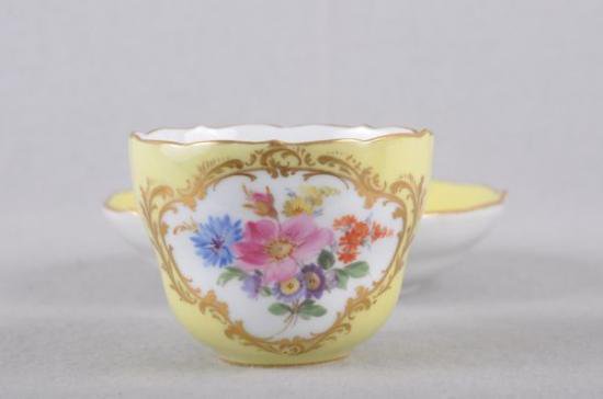 ０７５　マイセン meissen エスプレッソカップ(黄色の地色にブーケの絵柄)1級品