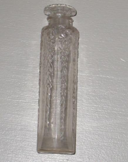 ０２９　ルネラリック　Rene Lalique　フランス　香水瓶ボトル　Forvil