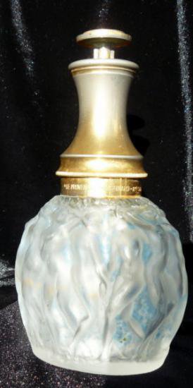０８７　フランス　ルネラリック Rene Lalique　アンティーク　モリナールヌード像型のパフュームボトル