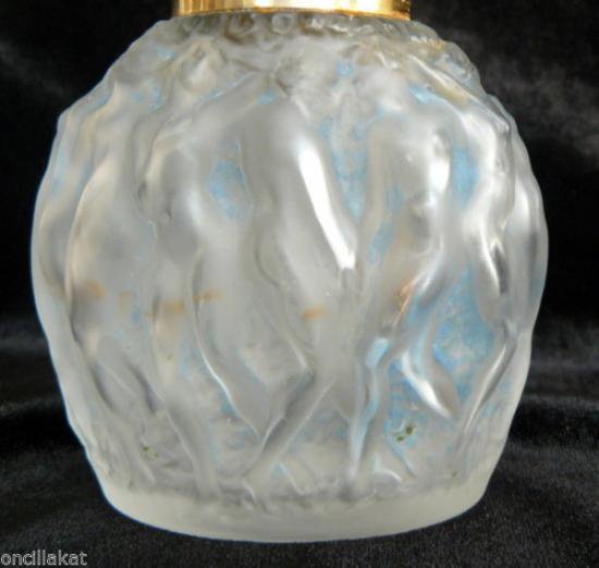 ０８７　フランス　ルネラリック Rene Lalique　アンティーク　モリナールヌード像型のパフュームボトル