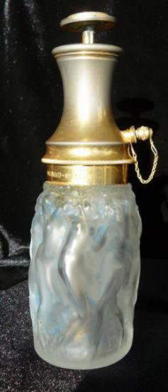 ０８７　フランス　ルネラリック Rene Lalique　アンティーク　モリナールヌード像型のパフュームボトル