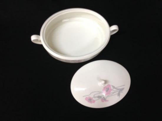 １０６　ボーンチャイナ　Candyパターンのベジタブルボウル