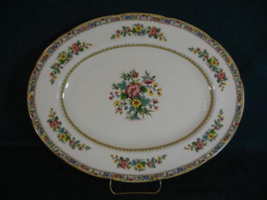 １０２　Ming Roseパターンのオーヴァル型サービスプレート