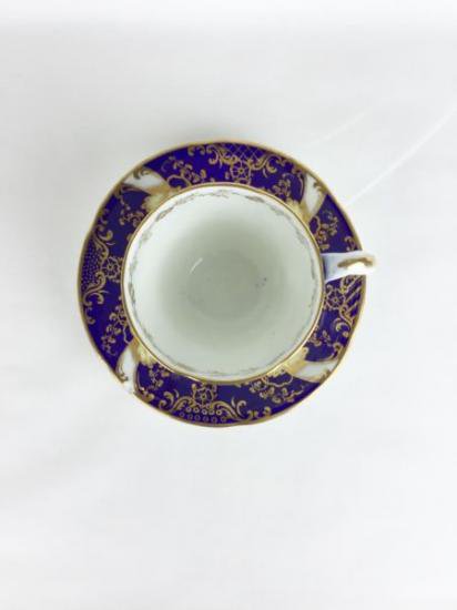 １００　ボーンチャイナ　ティーカップ、コーヒーカップ、ソーサー