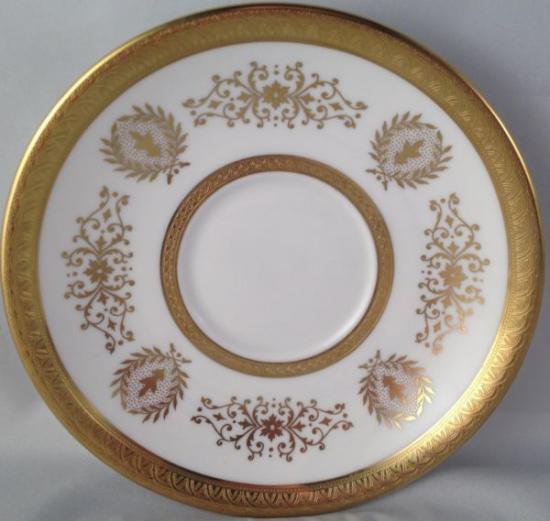 ０９３　コールポート　ボーンチャイナ　LADY ANNEパターンのスープボウルアンドソーサー