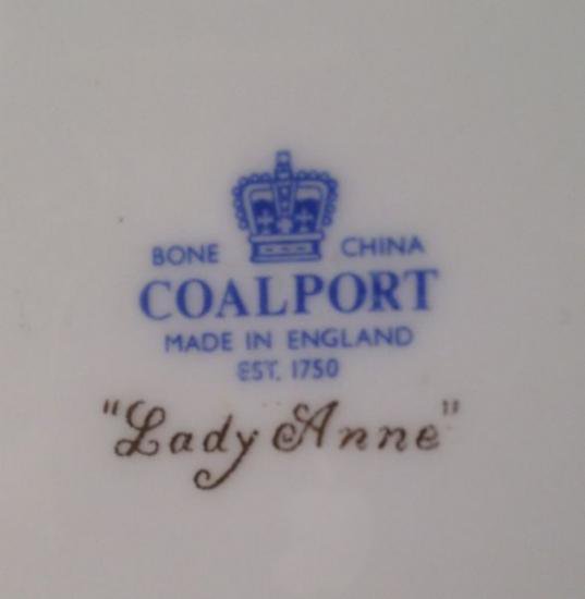 ０９３　コールポート　ボーンチャイナ　LADY ANNEパターンのスープボウルアンドソーサー