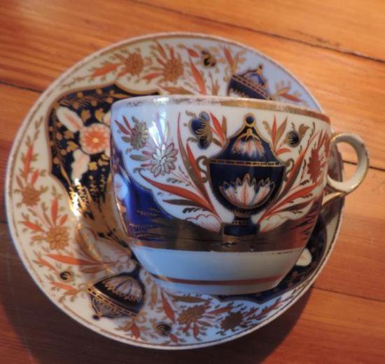 ０８６　ポーセリン　ティー/コーヒーカップアンドソーサー