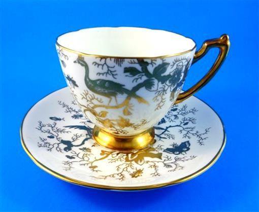 ０８３　ティーカップアンドソーサーのセット