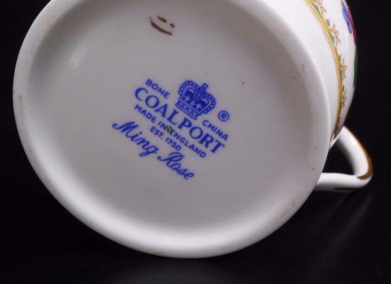 ０８０　MING ROSEパターンの蓋つきボット　Pot de Creme pot