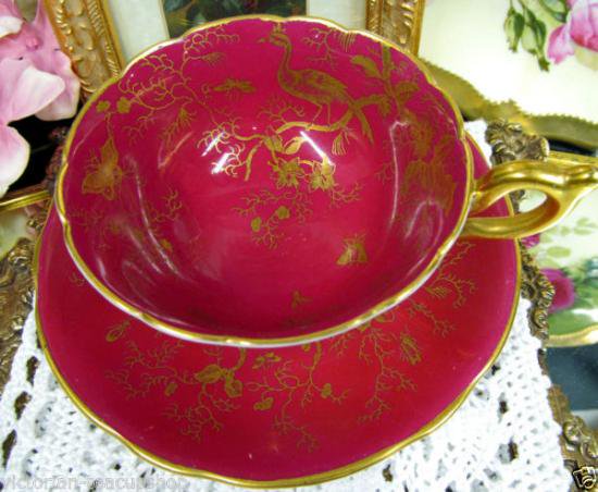 ０６９　ティーカップアンドソーサー