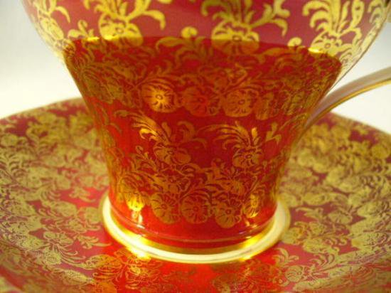 ０１６　エインズレイ　アサガオの絵柄(ルビーレッド)　カップ&ソーサー