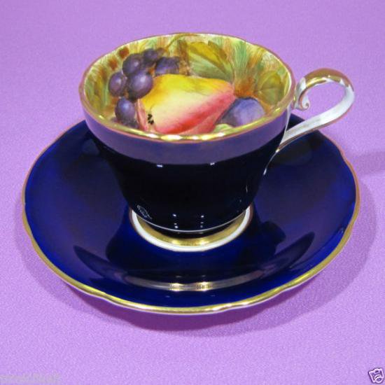 ０１９　エインズレイ　デミタスカップ&ソーサー(コバルトブルー＆ゴールド)