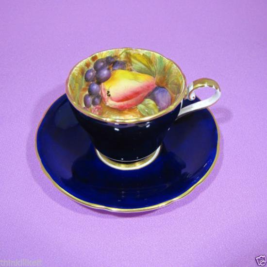 ０１９　エインズレイ　デミタスカップ&ソーサー(コバルトブルー＆ゴールド)