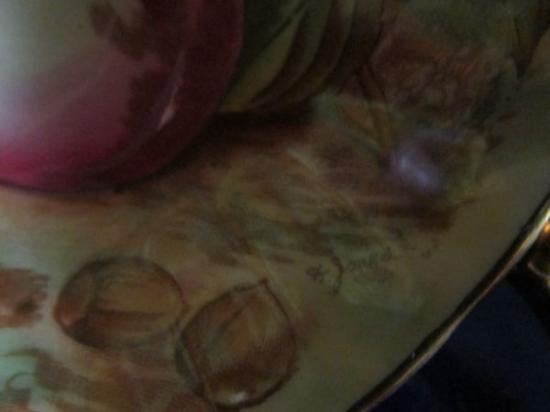 ０２７　エインズレイ　ティーカップ&ソーサー(果物の絵柄　コバルトブルー)