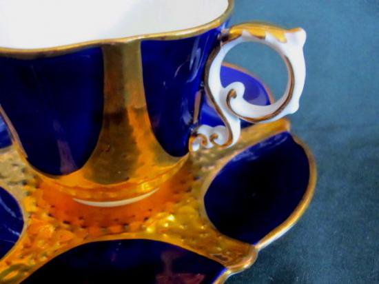 ０４０　エインズレイ　カップ&ソーサー(コバルトブルー＆ゴールド)