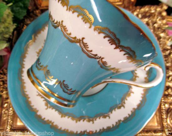 ０４８　エインズレイ　ティーカップ&ソーサー(ブルー＆ゴールド)