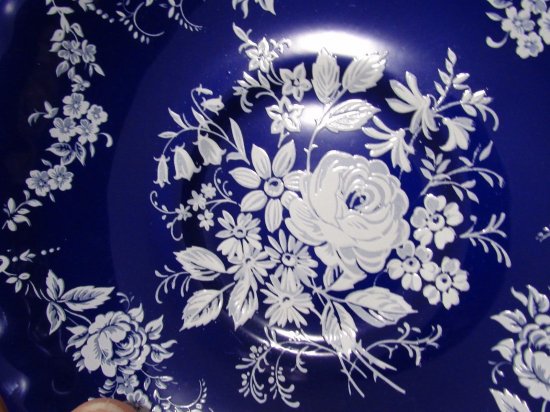 ０５１　エインズレイ　カップ&ソーサー　(コバルトブルー＆ホワイトエナメル＆ゴールド)