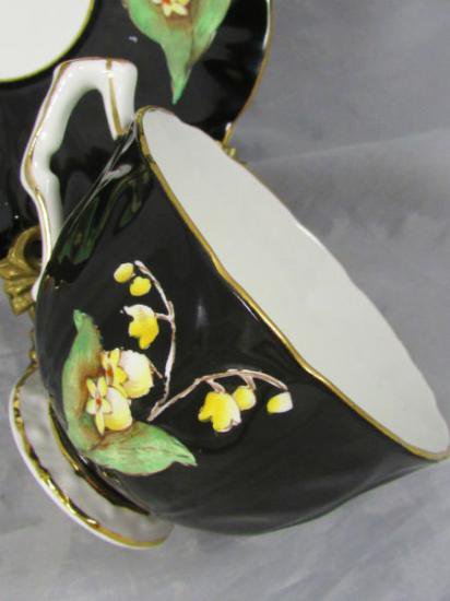 ０５９　エインズレイ　カップ＆ソーサー　スズラン　ブラック　1931年