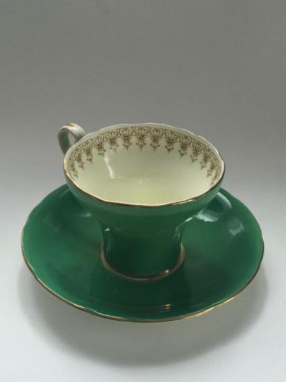 ０７２　エンズレイ　カップ＆ソーサー　（ミントグリーン）ティースプーン付