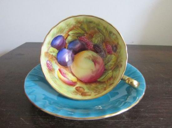 ０７９　エインズレイ カップ＆ソーサー 果樹園　（ターコイズブルー）