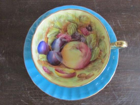 ０７９　エインズレイ カップ＆ソーサー 果樹園　（ターコイズブルー）