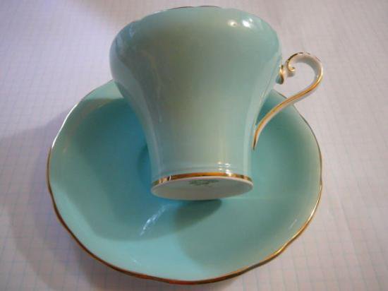 ０８２　エインズレイ　カップ＆ソーサー　ローズ柄　（ターコイズブルー）