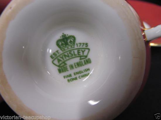 ０８３　エインズレイ　カップ＆ソーサー　花模様　（オレンジ＆ゴールド）