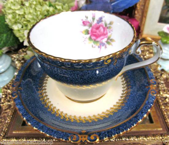 ０８５　エインズレイ　カップ＆ソーサー　ローズ　（ブルー＆ゴールド）