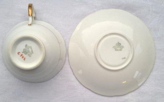 ０９３　エンズレイ　カップ＆ソーサー　フローラルブーケ　（グリーン＆ゴールド）