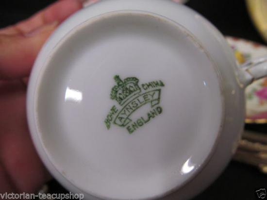 １０４　エインズレイ　カップ＆ソーサー　ドーリス　フラワーモチーフ