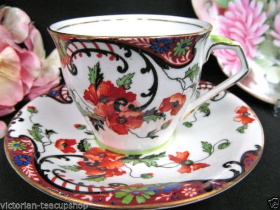 １１７　エインズレイ　カップ＆ソーサー　伊万里パターン　ポピー